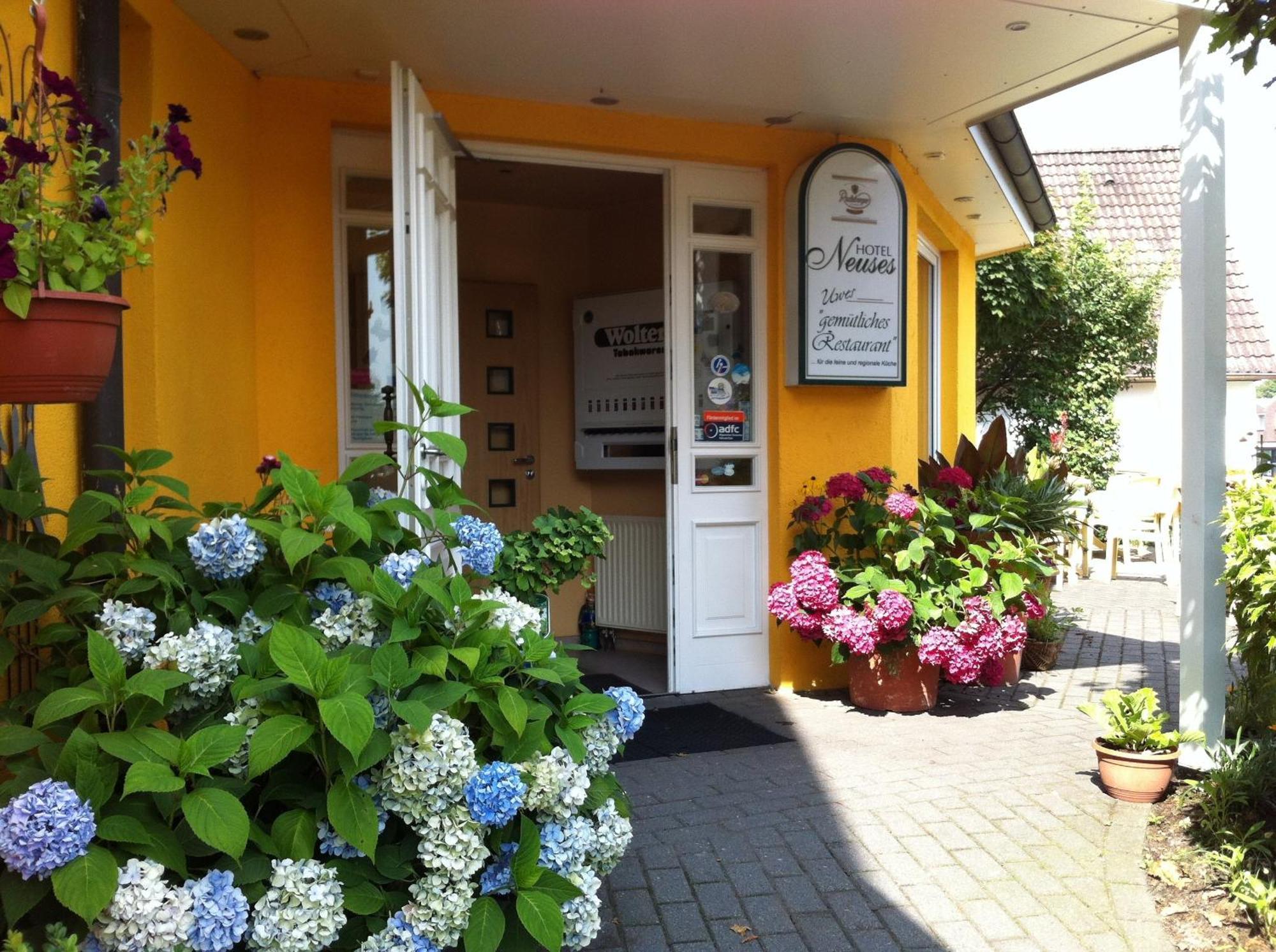 Hotel Neuses 3*